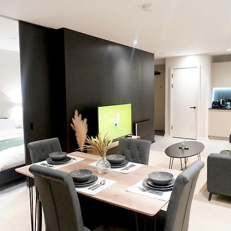 Central Manchester Luxury 2 Bed Apartment With Balcony Buitenkant foto