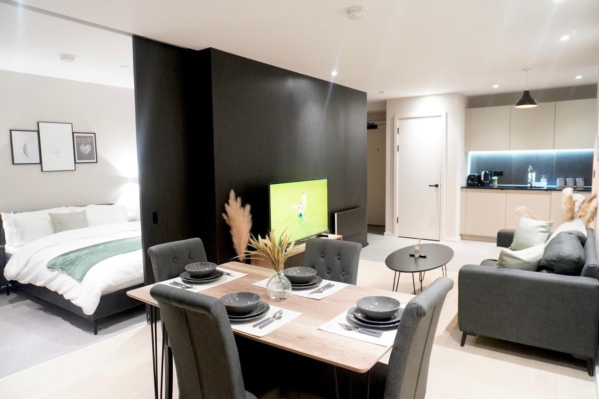 Central Manchester Luxury 2 Bed Apartment With Balcony Buitenkant foto