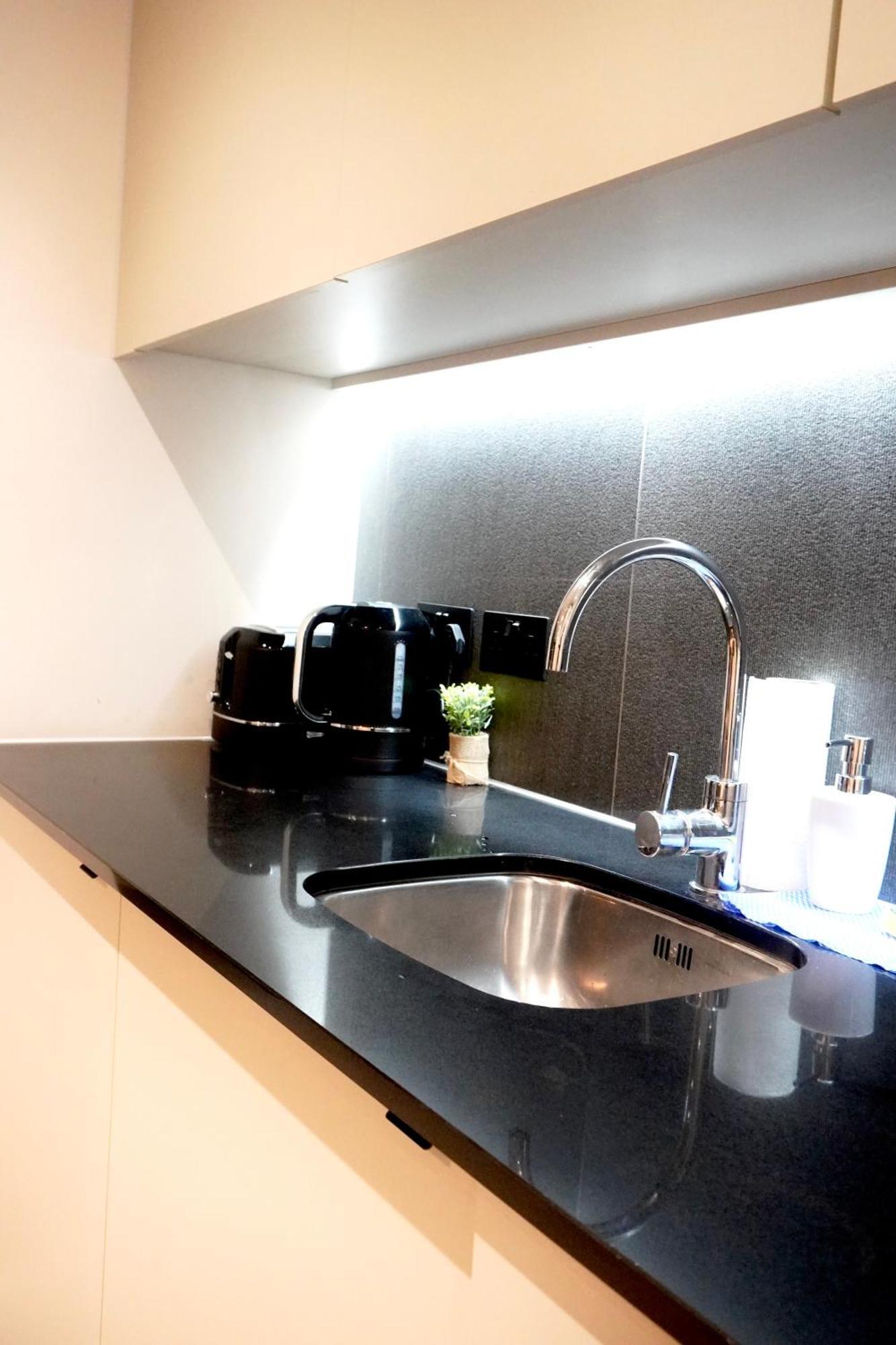 Central Manchester Luxury 2 Bed Apartment With Balcony Buitenkant foto