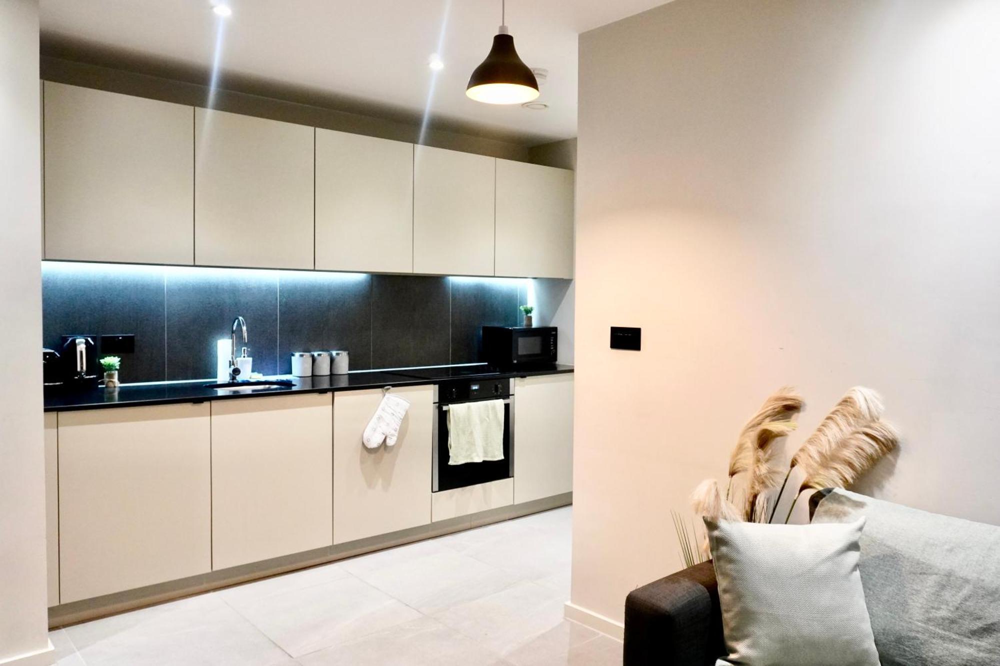 Central Manchester Luxury 2 Bed Apartment With Balcony Buitenkant foto