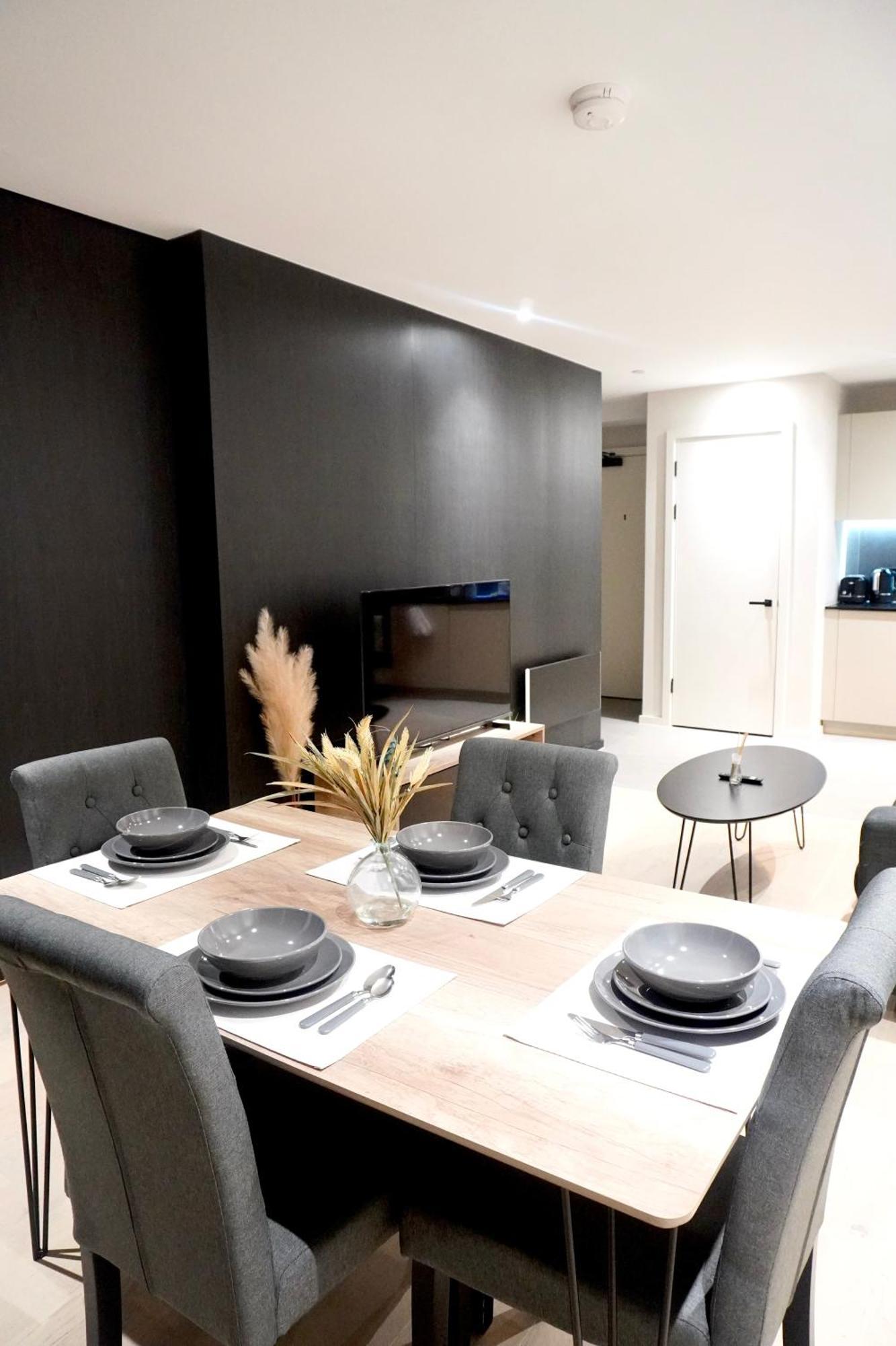 Central Manchester Luxury 2 Bed Apartment With Balcony Buitenkant foto