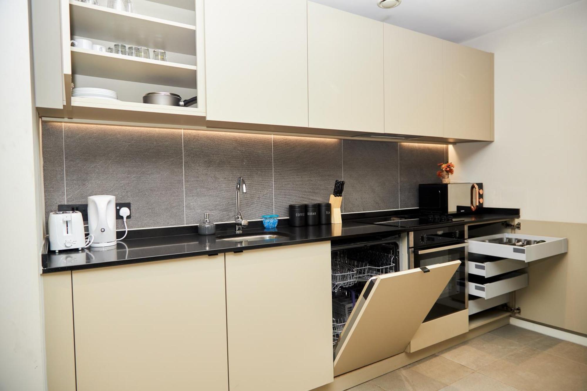 Central Manchester Luxury 2 Bed Apartment With Balcony Buitenkant foto